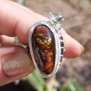 Beautiful fire agate bumblebee ring