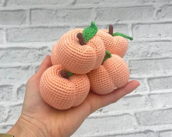 Gehäkeltes Pfirsichspielzeug – Amigurumi-Obst – Weiches Spielessen für Kinder – Spielküche – Babysicheres Geschenk (1 Stück)