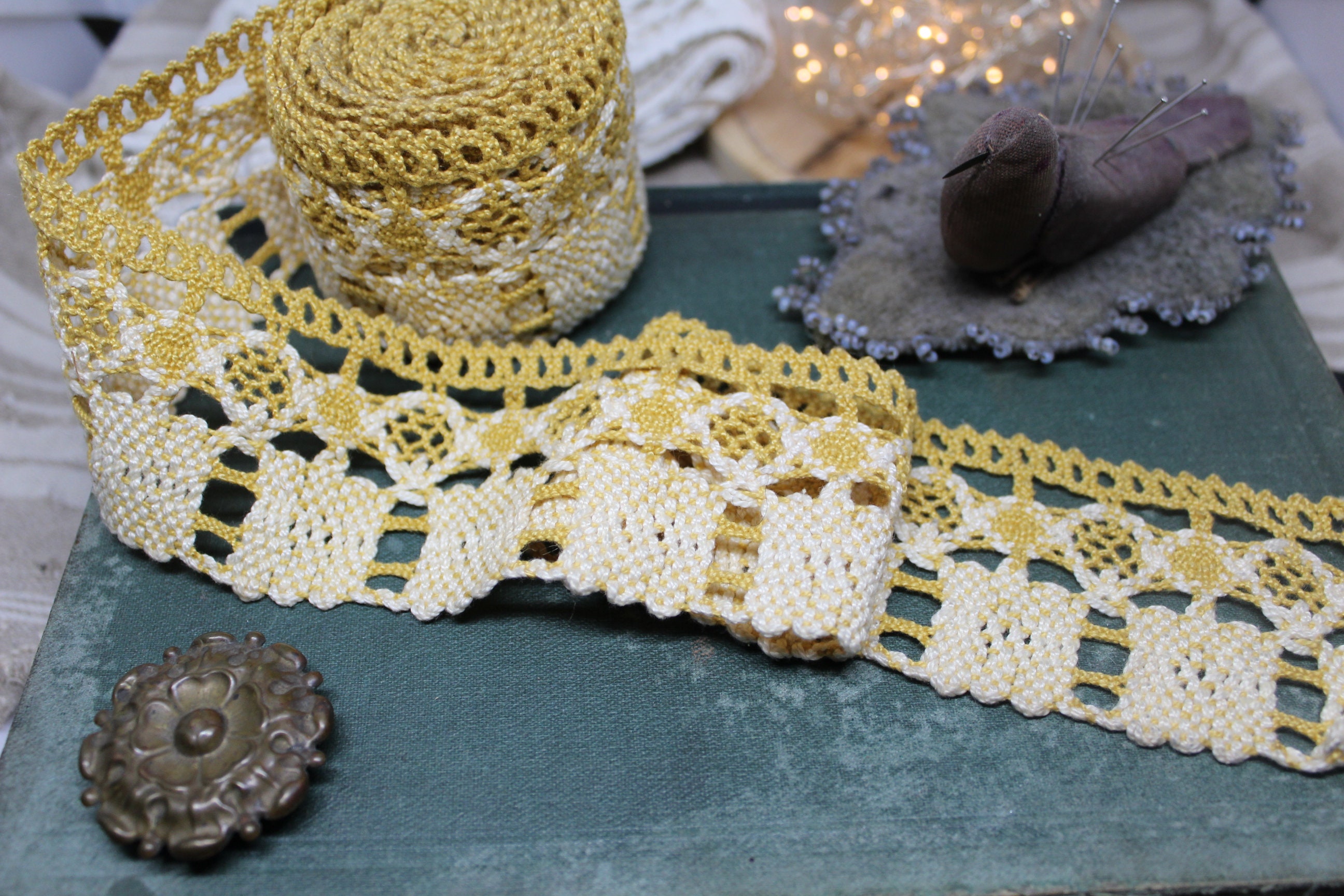 Coupon de dentelle faite-main vintage 1930s retro romantique folk Coupon de dentelle faite-main vintage vintage faite-main 1930s retro romantique folk b12ce5
