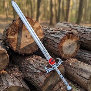 Thundercats Sword of Omens Replica: Lion-O Prop, Light-Up Collectible