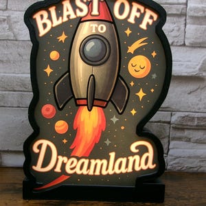 Rocket Night Light – Kids Bedroom Lamp, Space Theme Nursery Light, LED Rocket Ship Decor