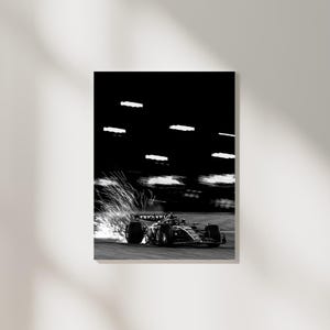 Formule 1 afdrukbare muurkunst | Digitale download F1 Racing | Zwart-wit motorsportposter | Ferrari Formule 1-afdruk | Canvasafdruk