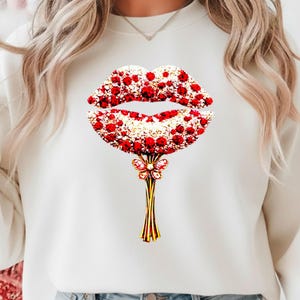 Stampa di abbigliamento con design di labbra, in formato PNG, con strass e cristalli, per San Valentino. Uso commerciale.