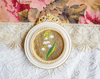 Mini oljemålning eller konsttryck med liljekonvalj i bladguld – vit och guldram – elegant blommig väggkonst, handförgylld med bladguld