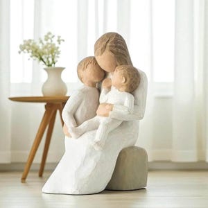 Abstrakte Mutter und Kind Skulptur: Moderne Familien Figur