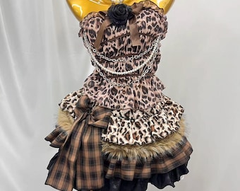 Two‑Piece Set: Leopard Print Strapless Top with Black Rose Ornament & Pearl Chain, Brown Leopard‑Plaid Mini Skirt,GyaruFashion