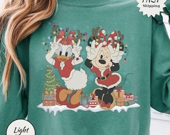 Disney Christmas Comfort Colors Langarm - Daisy und Minnie Weihnachtsshirt