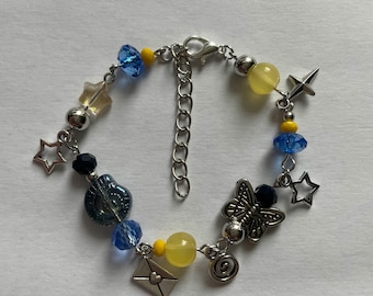coraline bracelet, silver bracelet, gift for her, handmade bracelet, chain bracelet, star bracelet, coraline bracelet, charm blue and yellow