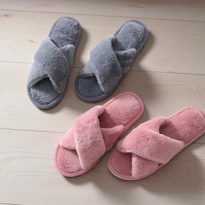 Soft Non-Slip Slippers: Women&#39;s Indoor Outdoor Comfort slippers