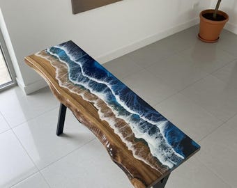 Tavolo consolle in noce con bordo vivo fatto a mano, resina epossidica River, stile costiero moderno