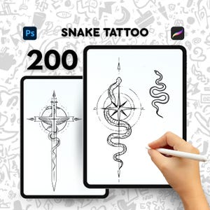 Puede incluir: Dos tabletas digitales que muestran diseños de tatuajes de serpientes en blanco y negro. Una tableta muestra una serpiente enrollada alrededor de una brújula, y la otra muestra una serpiente alrededor de una espada. El texto "SNAKE TATTOO" y el número "200" también son visibles.
