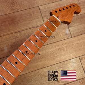 Pode incluir: Um conjunto de tr&ecirc;s canecas de cer&acirc;mica com acabamento fosco e salpicado. As canecas s&atilde;o em tons de creme, cinza claro e cinza escuro. Cada caneca tem um design simples e minimalista e uma al&ccedil;a arredondada.