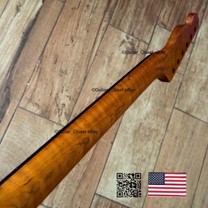 以下が含まれることがあります： 斑点のあるマット仕上げのセラミックマグカップ3個セット。マグカップはクリーム色、ライトグレー、ダークグレーの色合いです。各マグカップはシンプルでミニマルなデザインです。