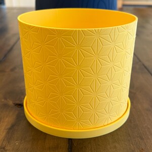 3D Printed Planter Pot "Hexstar" with Tray: Modern Indoor Plant Pot, Small, Medium and Large & Multiple Colors - 2", 3", 4", 5", 6", 7" 8" Matte Lemon Yellow