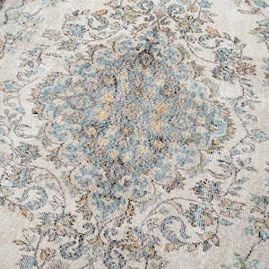 6x9 Vintage Rug, Turkish Rug, Turquoise Rug, Floral Rug, Bedroom Rug, White Rug, Boho Rug, Oushak Rug, 5&#39;5&quot; x 8&#39;7&quot;