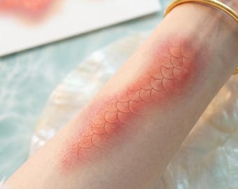 Pegatina de tatuaje de sirena holográfica, calcomanía de muñeca con escala degradada, arte corporal resistente al agua inspirado en el océano.