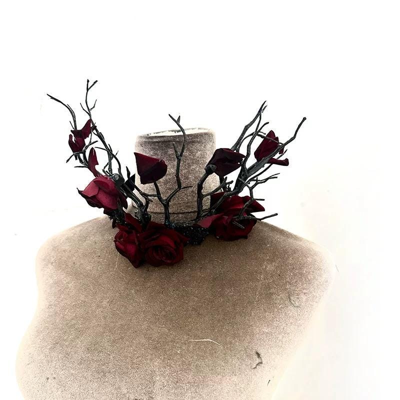 Mask With Roses Gothic Masquerade Mask With Red Roses and Black Branches, Phantom ...