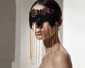 Black Lace Masquerade Mask with Gold Chain Tassels, Gothic Veil Eyemask for Halloween Prom