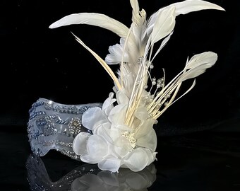 Venetian Feather Masquerade Mask | Elegant Costume Party Mask | Halloween Carnival Cosplay