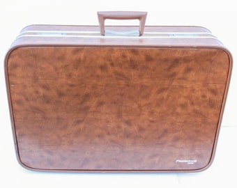 Vintage Fleetwood 2000 Suitcase, Vintage Fleetwood 2000 Luggage, Vintage Luggage, Vintage Suitcase, Medium Brown Luggage