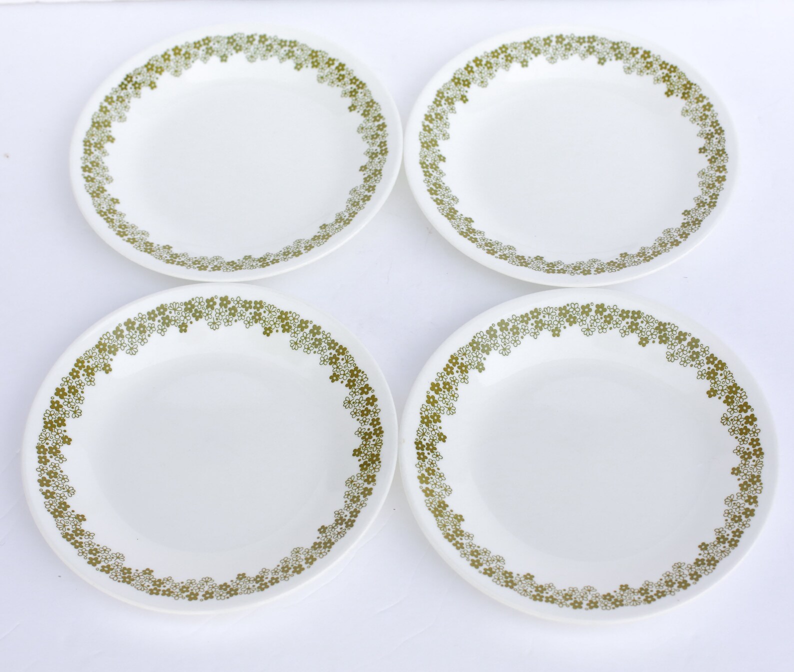 FOUR Small Corelle Dessert Plates Corelle Crazy Daisy Plates Etsy