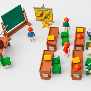 PLAYMOBIL LOT CLASSE D'ecole/ Maîtresse Enfants Tableau EUR 15,99 - FR