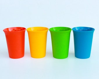 Vintage Tupperware Cups, Tupperware Tumblers, Tupperware Tumbler, Primary Colors - SET OF FOUR