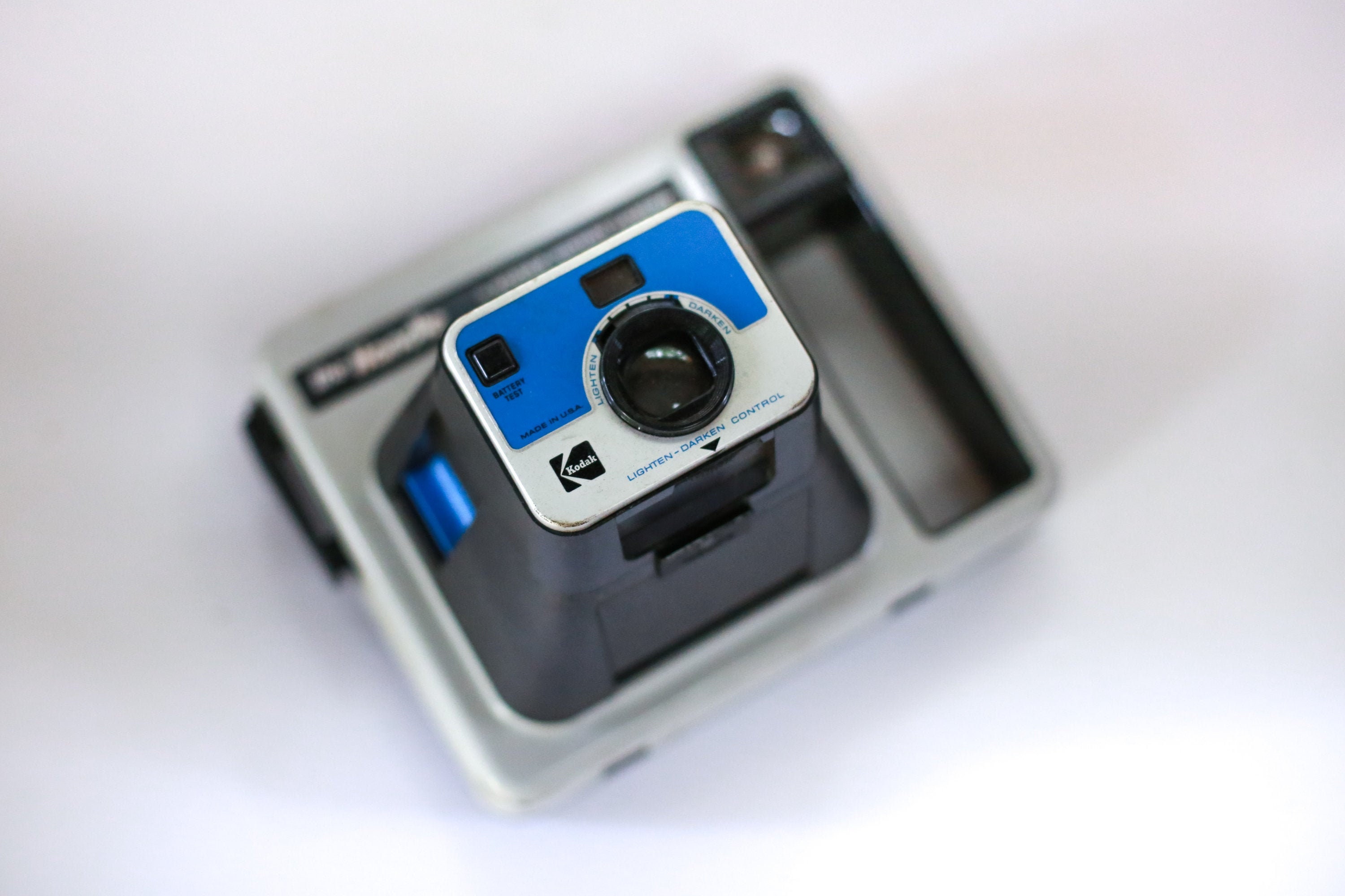 kodak ek2 instant camera