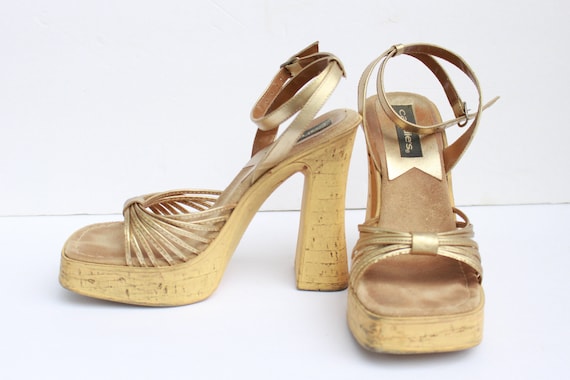 Vintage 90s Platform Sandals, Candie's Platform Sa