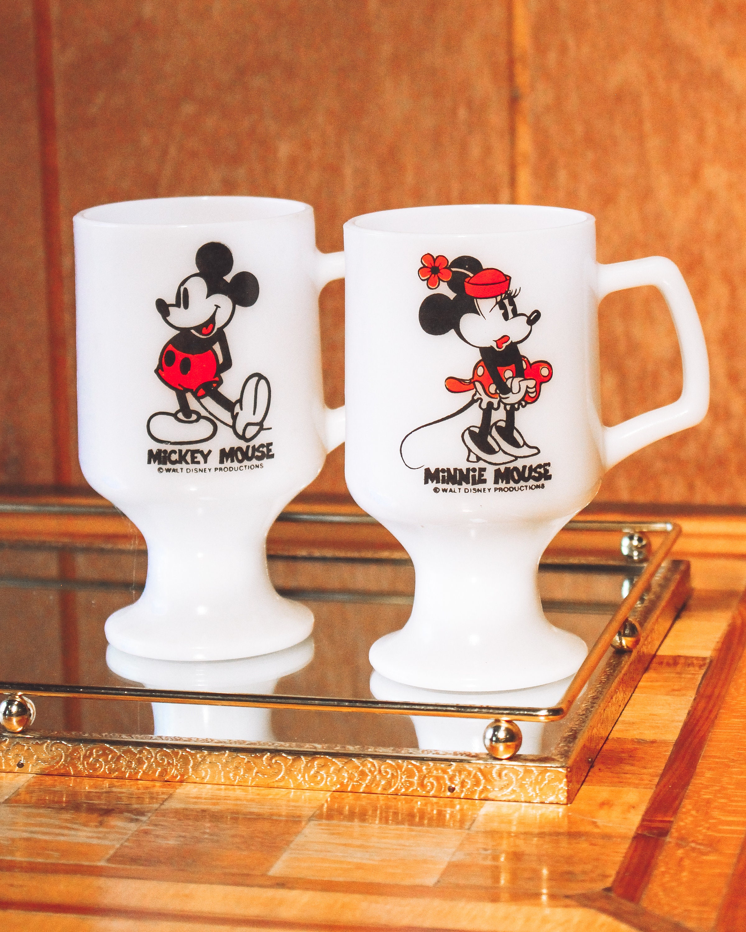 Disney Minnie Mouse Mug Warmer, Includes 12 oz. Minnie Mouse Ceramic Mug,  New, Model DMG-18 