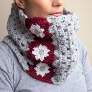 CROCHET PATTERN woman cowl women neckwarmer flower granny square, easy DIY photo tutorial, Instant download