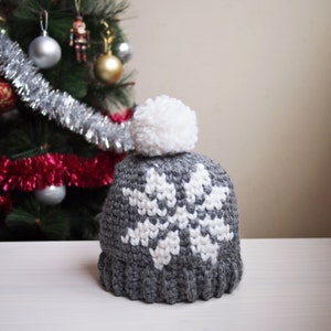 Crochet pattern Nordic snowflake knit look hat women Sweedish pom pom beanie  , DIY,  Instant download