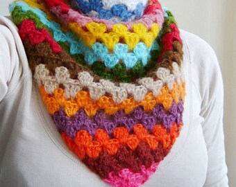 Crochet PATTERN Granny triangle cowl bandana women infinity loop circle scarf, DIY photo tutorial, Instant download