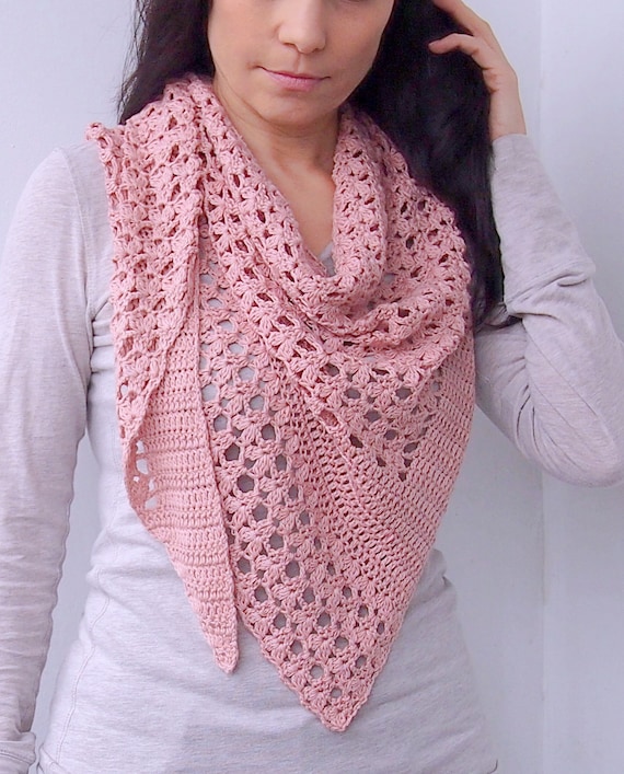 Crochet pattern woman shawl 