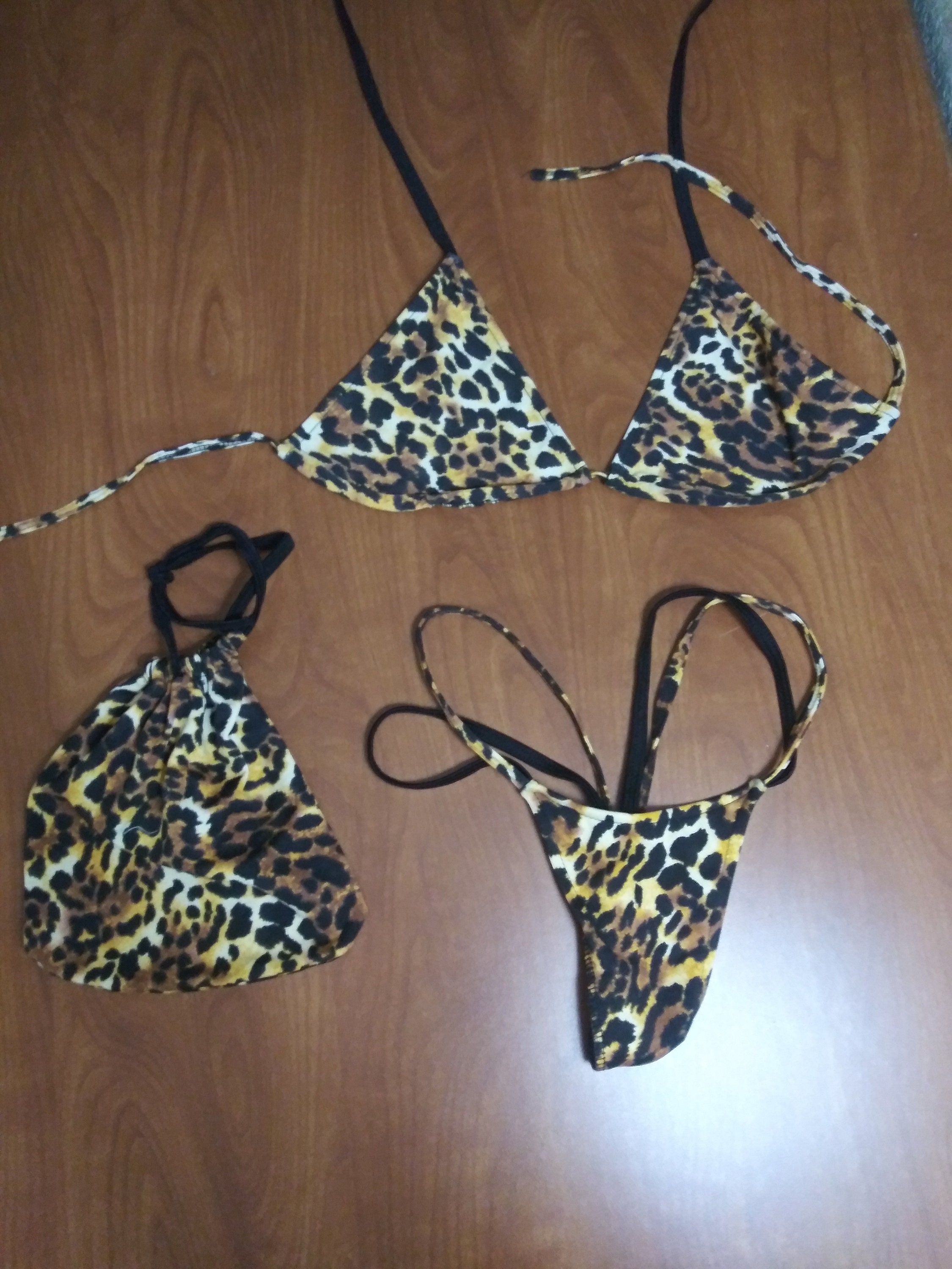 NEW STRIPPER EXOTIC DANCER LOT OF 2 GLOW NEON PINK//GREEN THONGS SMALL//MEDIUM