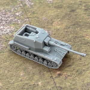 WW2 German 10.5 cm Gerpanzerte Selbstfahrlafette (Dicker Max)  model Historical resin 3d printed tanks