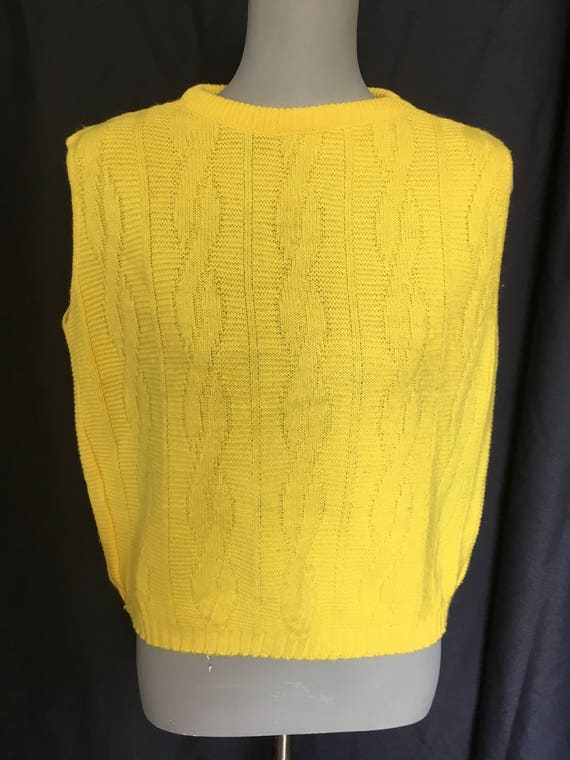 Vibrant yellow sleeveless top/knit/60's - image 1