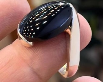 Natural Black Aqeeq, Sterling Silver Carnelian Agate Ring: Simple Design, Gemstone Stone (20 Ct Plus)