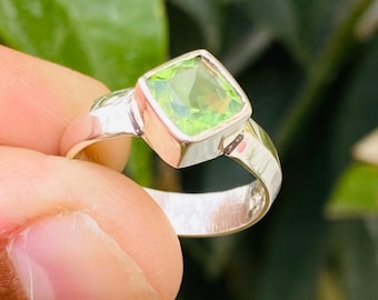 Natural Peridot, Original Green Peridot Stone Ring, Handmade Band, Unisex Ring, Crafted Ring, Sterling Silver 925