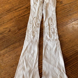 Antique White Cotton Gloves | Edwardian/Victorian Era | Delicate Evening Accessory