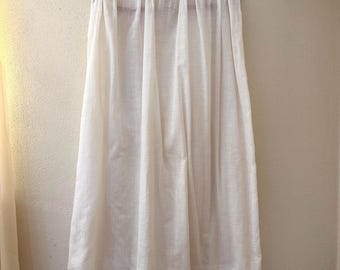 Antikes weißes Baumwollnachthemd / Chemise - Hand gerafft