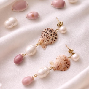 Boucles d'oreilles pendantes en coquillage japonais et perles d'eau douce, bijoux inspirés de l'océan, cadeau unique fait main pour elle