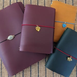 A6 Leather Travelers Journal, Trifold & Bifold (restock is every Thursday 12pm)