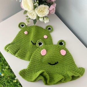 Crochet Frog Earmuffs Beanie, Handmade Knit Animal Bucket Hat