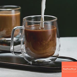 Double Wall Glass Coffee Mug Heat Resistant Borosilicate Cup with Handle Insulated Glass for Tea Latte Cappuccino Hot & Cold Drinks
