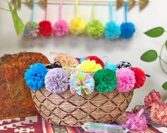 Raffia Pom Poms with Loops for Crafts, Spring Crafts, Raffia Purse Charm, Pom Pom, DIY Project, Home Decor, Accessory, Handmade, 2.5&quot;