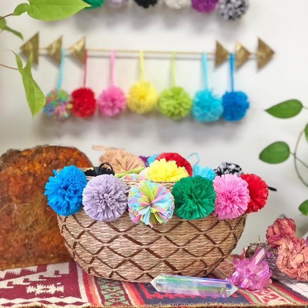 Raffia Pom Poms with Loops for Crafts, Easter Decor, Spring Crafts, Raffia Purse Charm, Pom Pom for headband, DIY Project, Handmade 2.5"