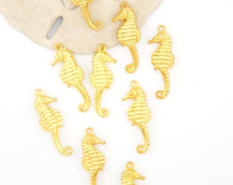 Gold Seahorse Charm, German Resin Beach Amulet, 28mm, 1 Pendant, DIY Jewelry Making, Gold Pendant