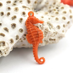 Coral Seahorse German Resin Charm, 28mm, 1 Pendant, Focal Charm, Nautical Theme, Mermaid Jewelry, DIY Jewelry Making