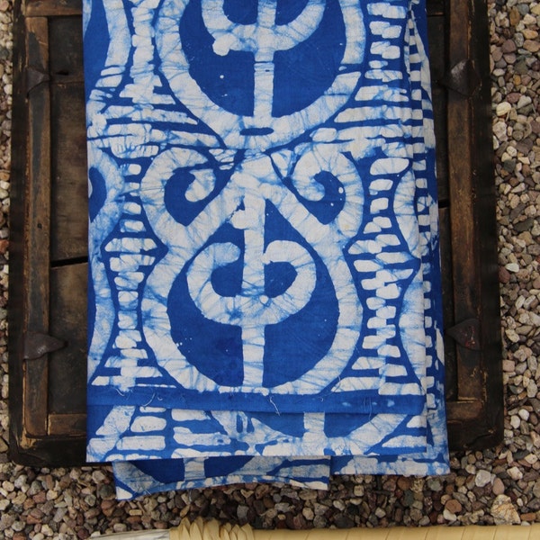 Azul a Batik africano, tela hecha a mano hermosa calidad con ojales Tribal del colgante de pared, costura, diseño de la fuente, 4,25 yardas